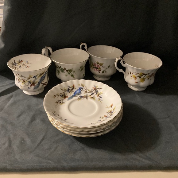 Royal Albert “Woodland Series” 4 set Tea cups and Saucers - Picture 1 of 13